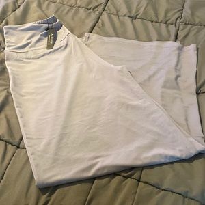 Women’s Brand New Size XL Wide Leg Palazzo Pants
92% Polyester 8% Spandex
